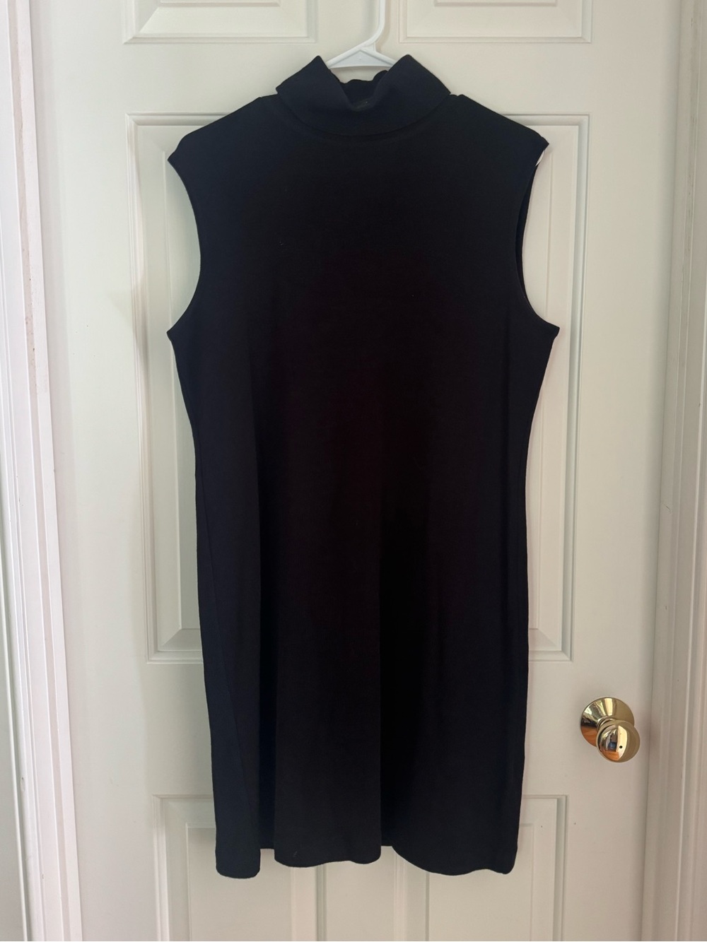 Jones New York Black Sleeveless Sweater Dress